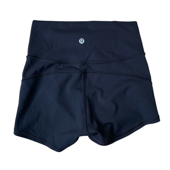 Lululemon In Movement Short *Everlux 2.5" Black Size 4 - Picture 4 of 6
